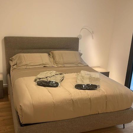 Number House - Number 20 Apartment Milan Luaran gambar