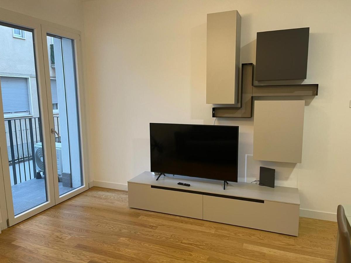 Number House - Number 20 Apartment Milan Luaran gambar
