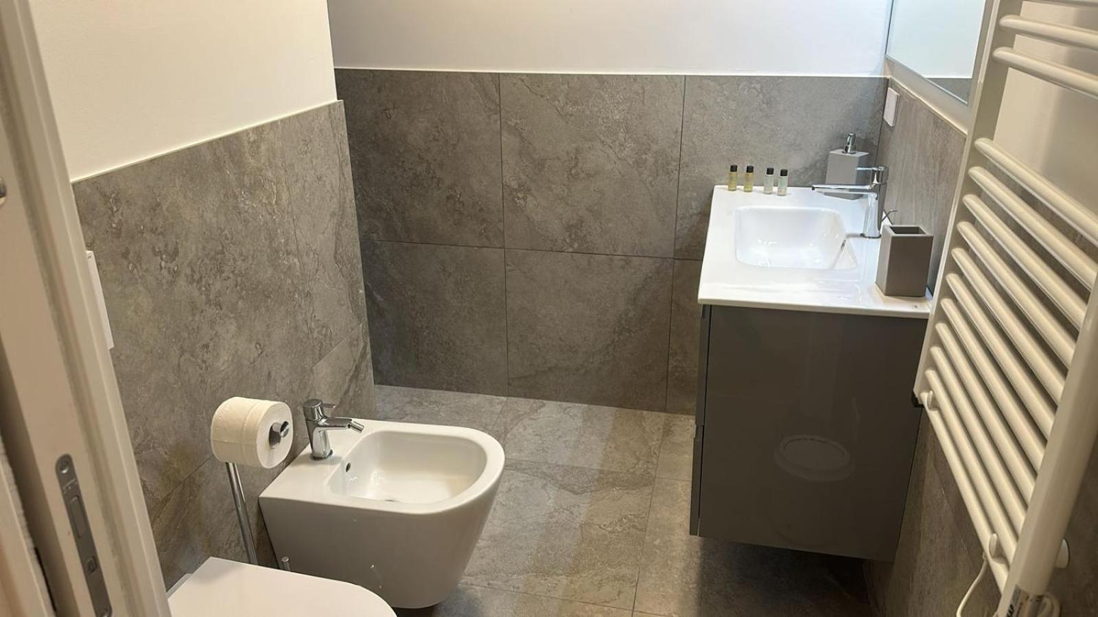 Number House - Number 20 Apartment Milan Luaran gambar