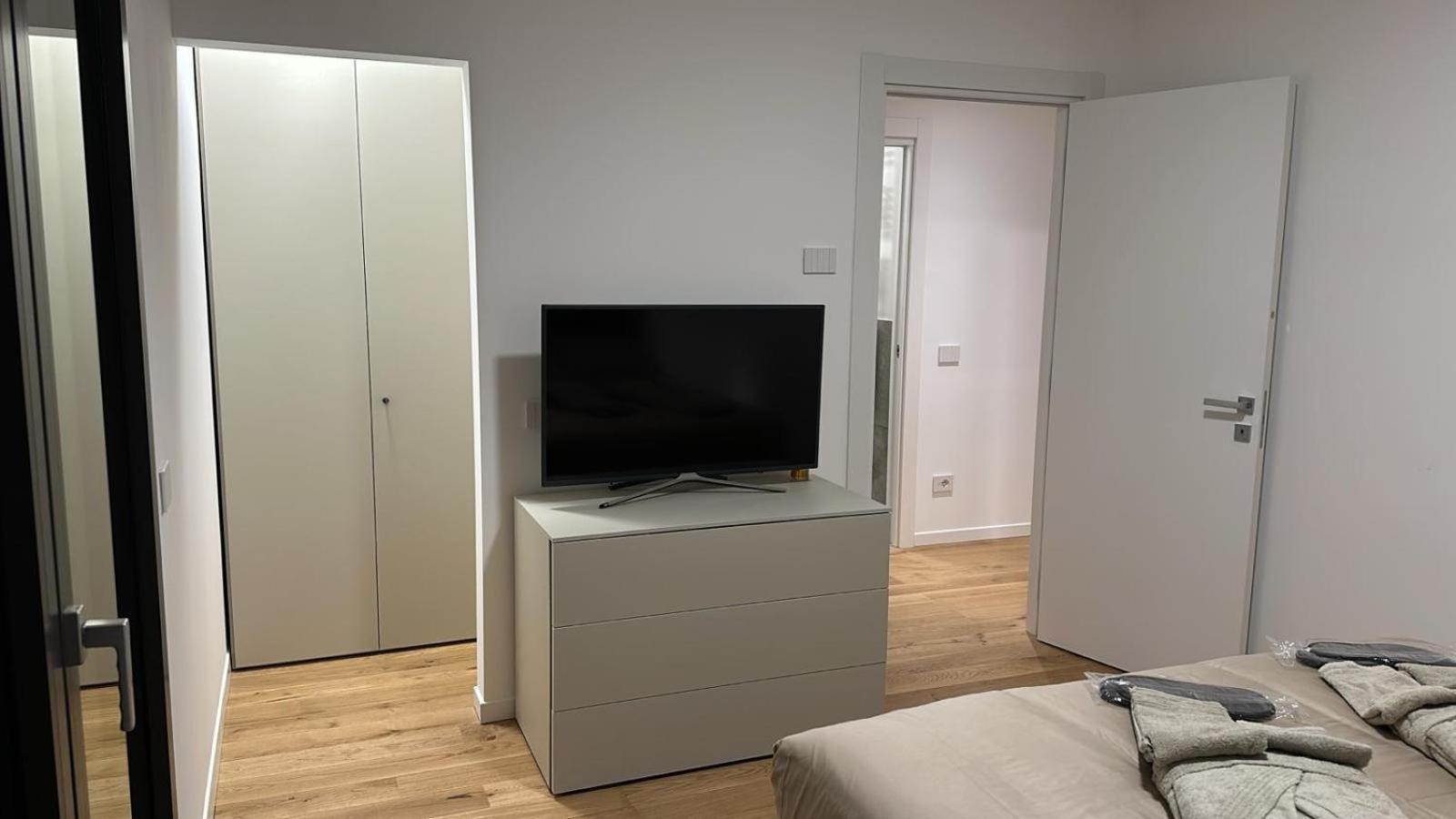 Number House - Number 20 Apartment Milan Luaran gambar
