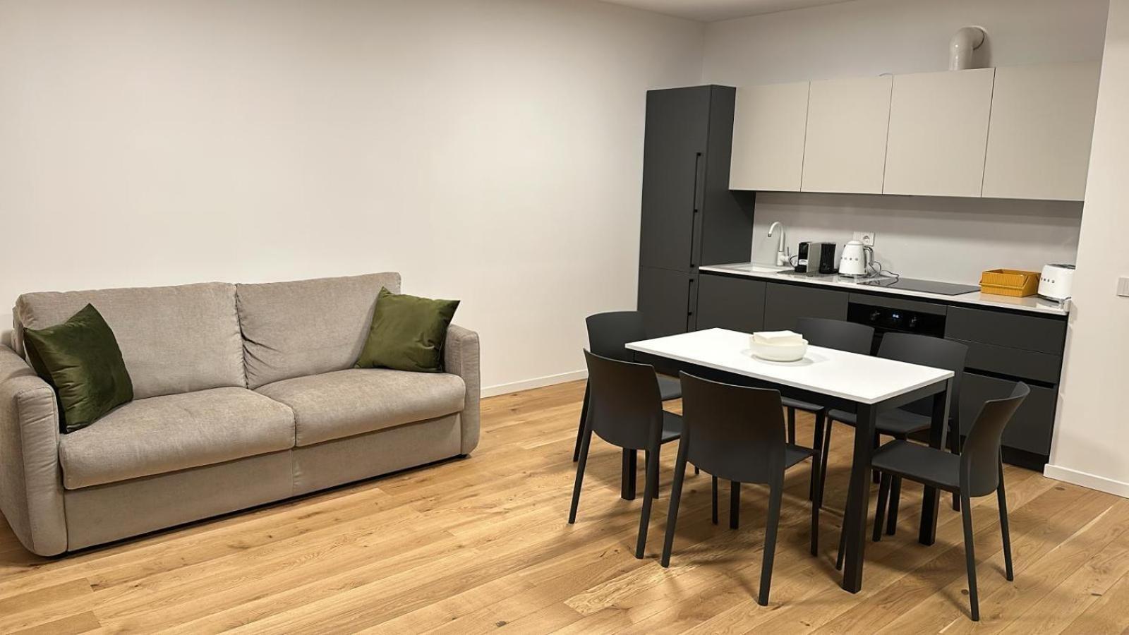 Number House - Number 20 Apartment Milan Luaran gambar